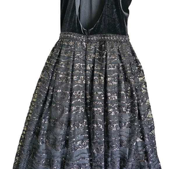 ELLIE WILDE MON CHERI EW118075 Black Goth Prom Velvet Halter Beaded Skirt Dress - Picture 3 of 8